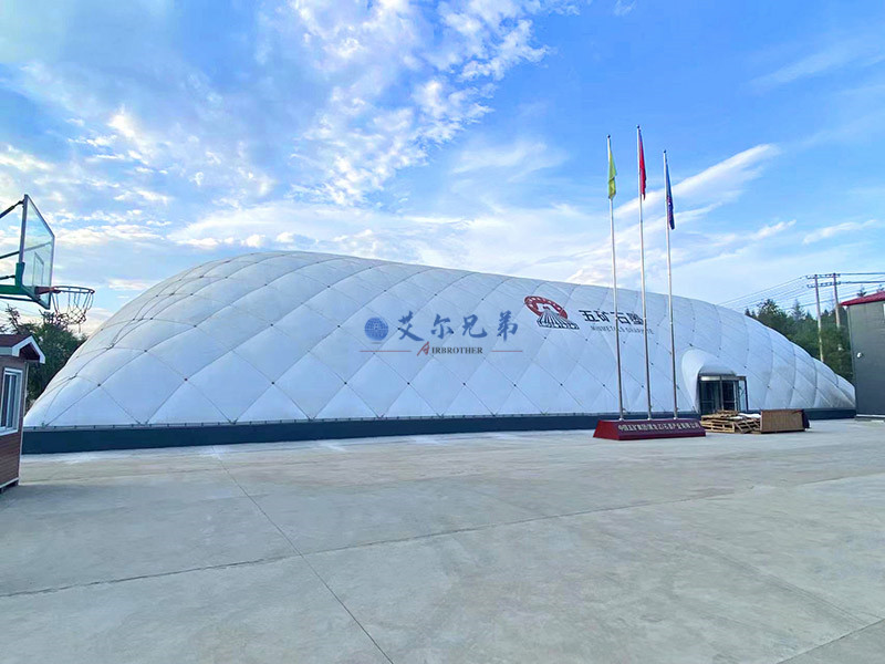 在東北建一個(gè)氣膜體育館，需要多少錢？